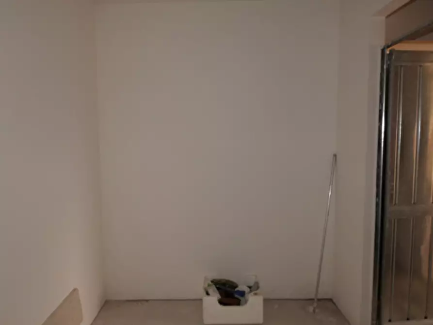 Immagine 35 di Appartamento in vendita  a Collecorvino