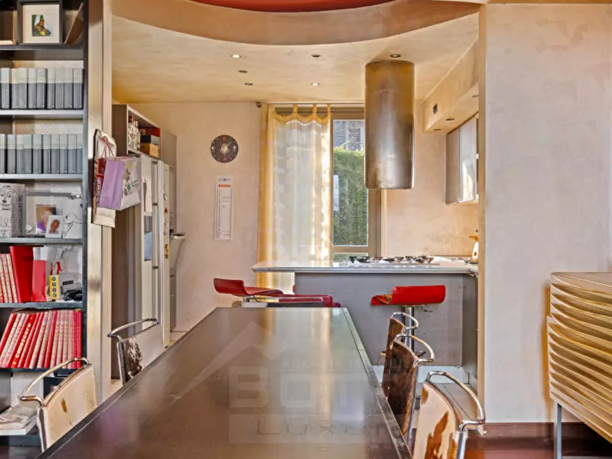 Immagine 6 di Villa in vendita  in Via Grigioni 44 a Arona