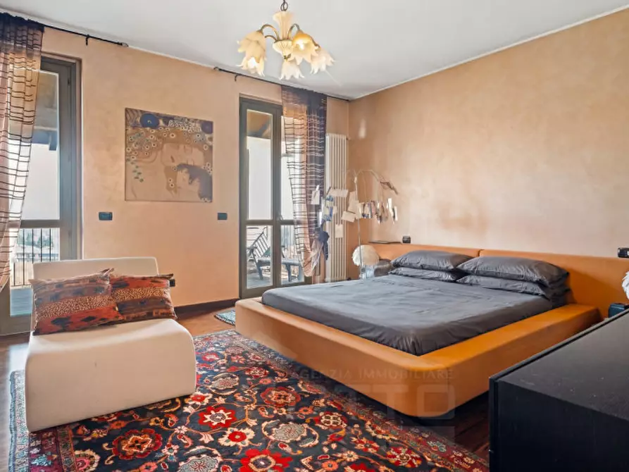 Immagine 8 di Villa in vendita  in Via Grigioni 44 a Arona