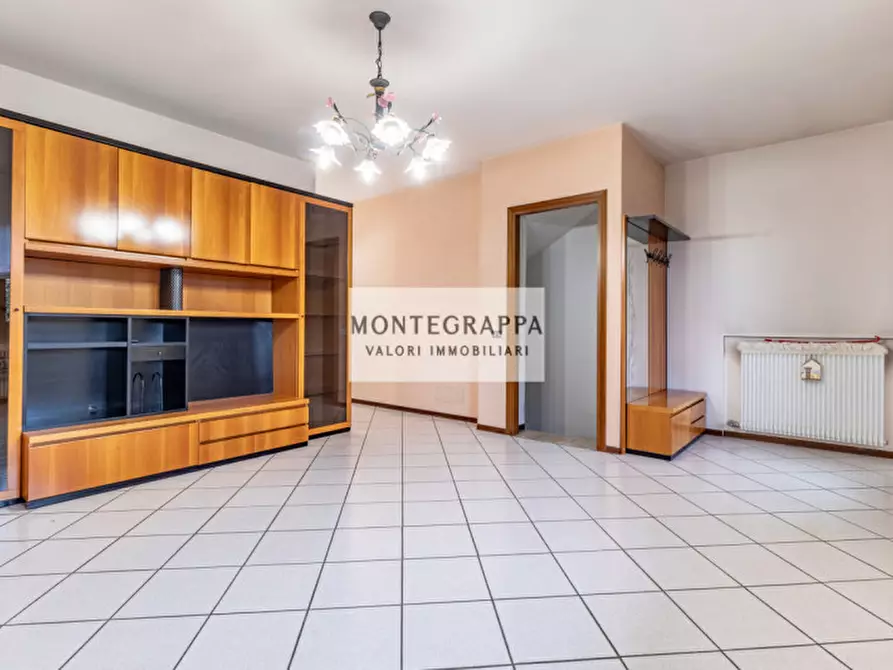 Immagine 6 di Casa trifamiliare in vendita  in Via Ex Internati a Riese Pio x