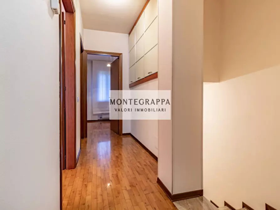 Immagine 15 di Casa trifamiliare in vendita  in Via Ex Internati a Riese Pio x