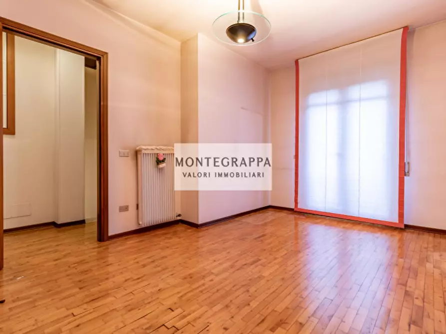 Immagine 19 di Casa trifamiliare in vendita  in Via Ex Internati a Riese Pio x
