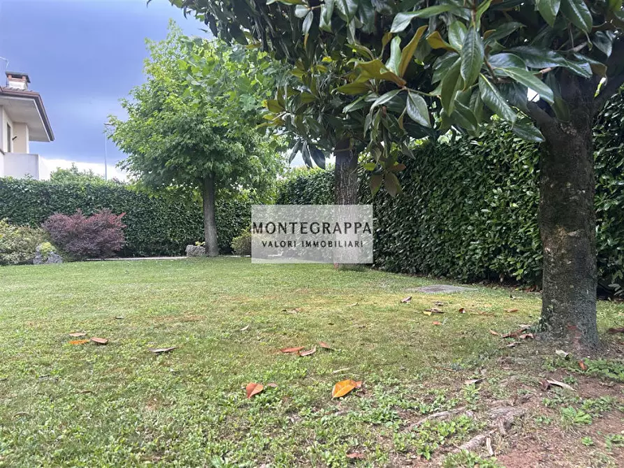 Immagine 22 di Casa trifamiliare in vendita  in Via Ex Internati a Riese Pio x