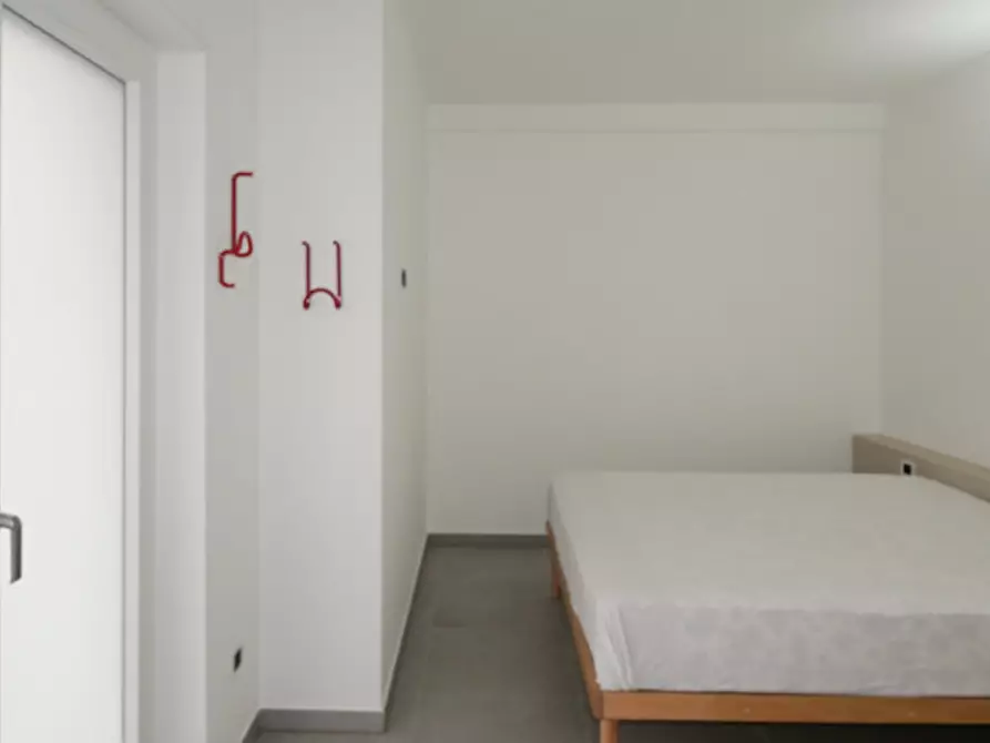 Immagine 18 di Appartamento in vendita  in Via Acquacorrente a Pescara