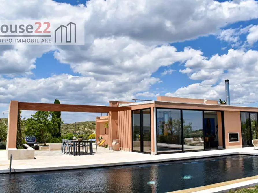 Immagine 3 di Villa in vendita  in Contrada Meti a Avola