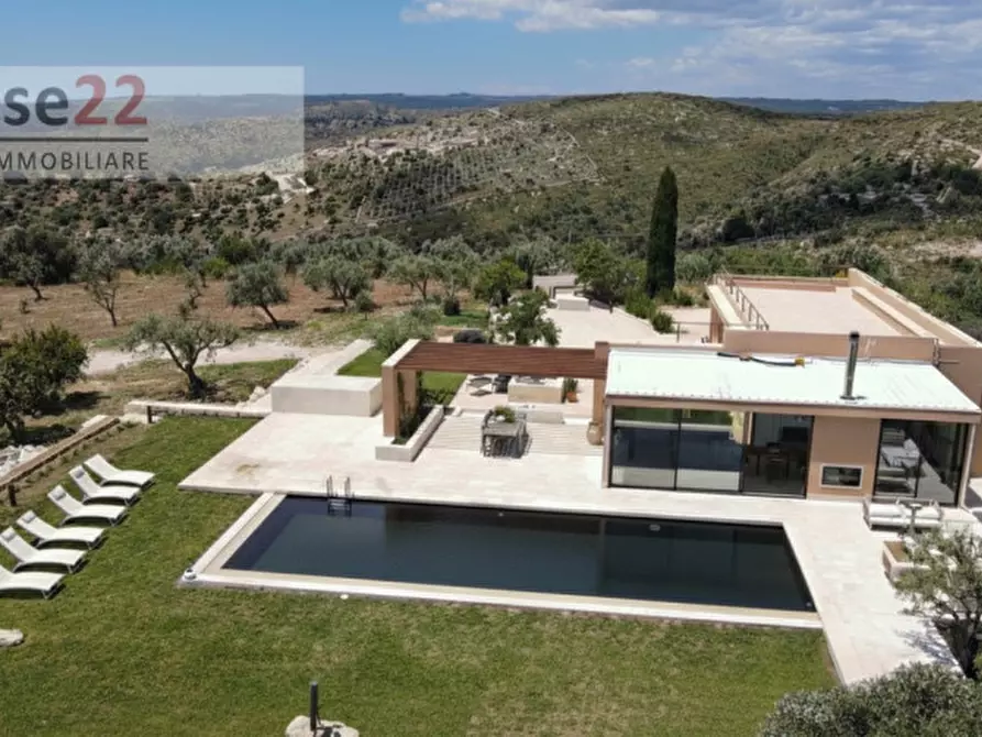 Immagine 4 di Villa in vendita  in Contrada Meti a Avola