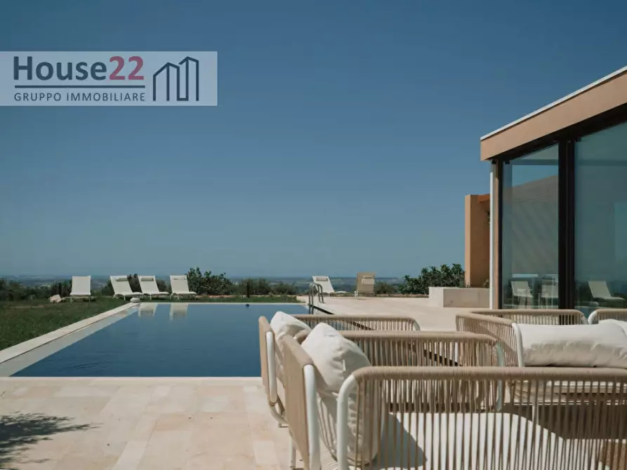 Immagine 18 di Villa in vendita  in Contrada Meti a Avola