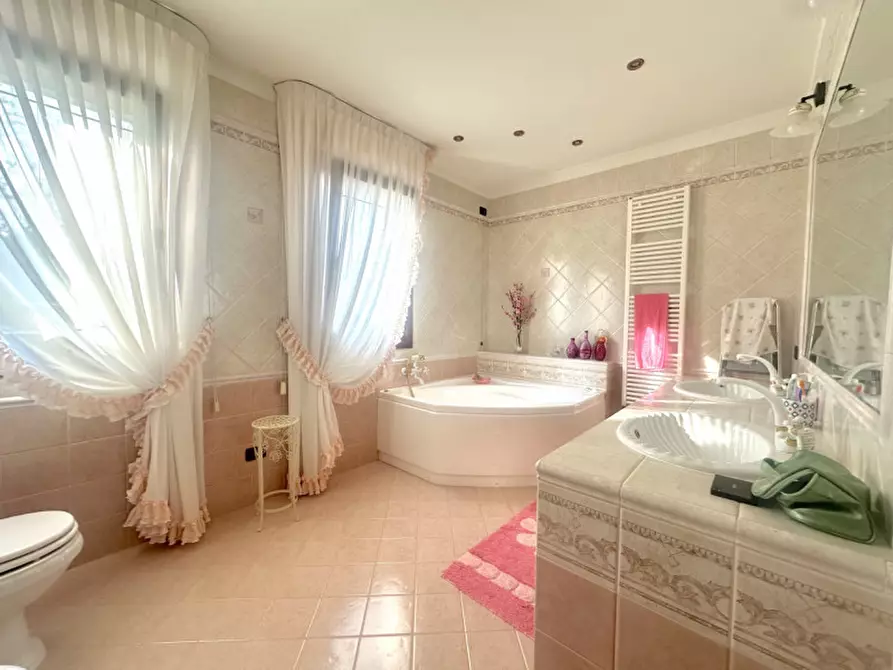 Immagine 17 di Casa bifamiliare in vendita  in Via Appia Monterosso a Abano Terme