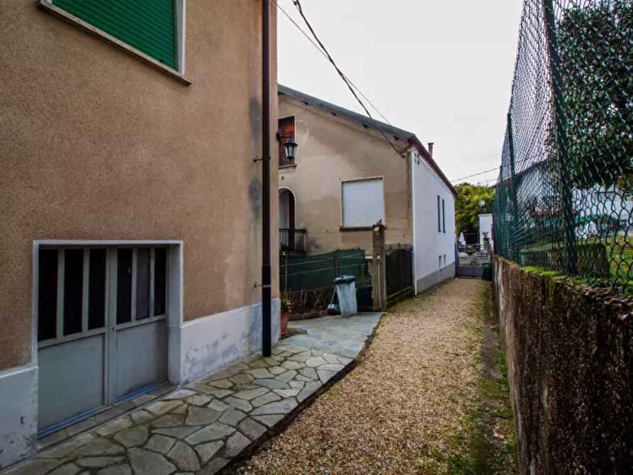 Immagine 5 di Casa bifamiliare in vendita  in Strada Sappone 19 a Torino