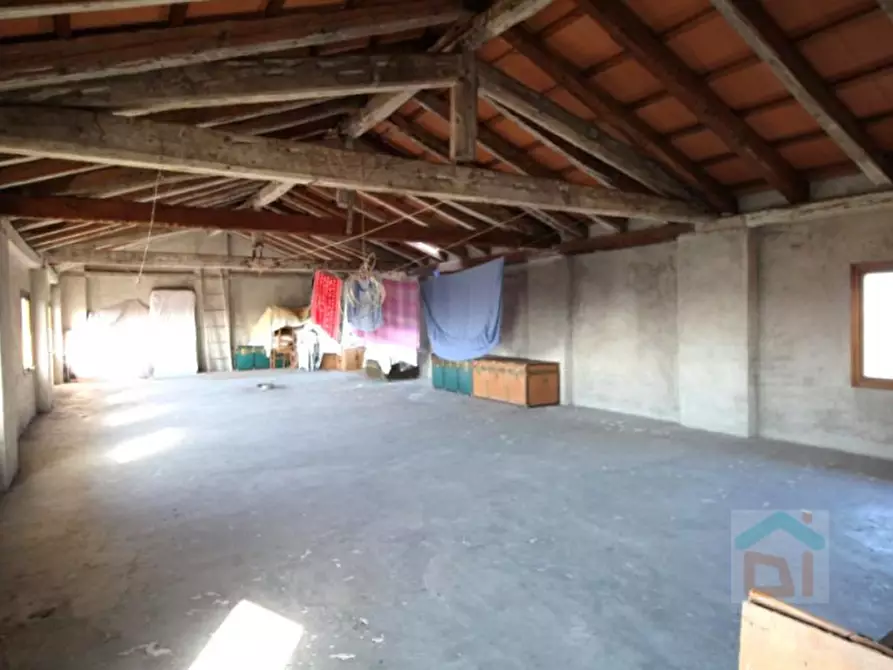 Immagine 38 di Rustico / casale in vendita  in via foscolo 12 a Campolongo Tapogliano