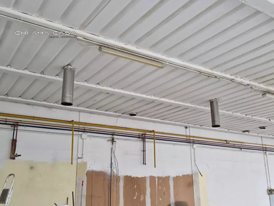 Immagine 4 di Capannone industriale in affitto  in via Montanelli a Pesaro