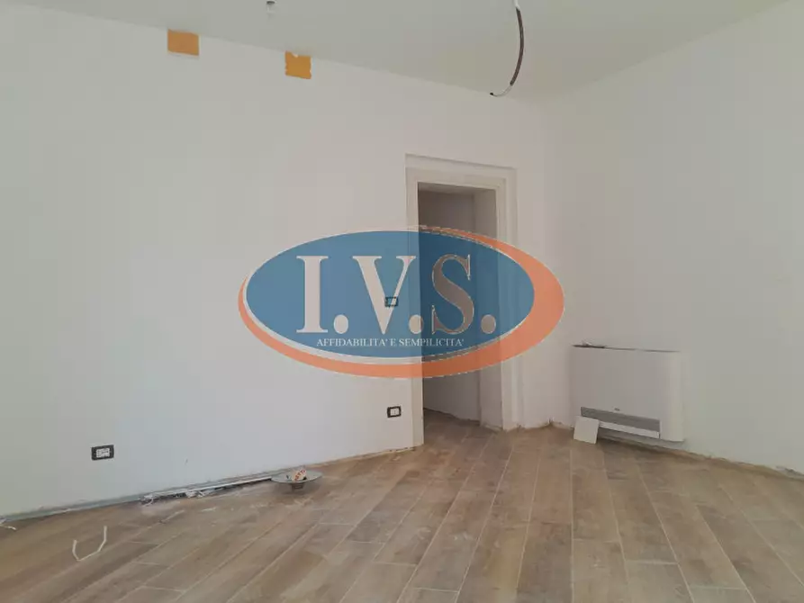 Immagine 2 di Attività commerciale in affitto  in via d. cattaneo 1 a Montegalda