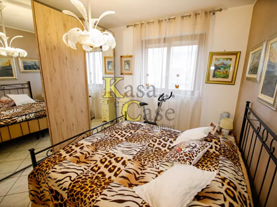 Immagine 15 di Appartamento in vendita  in via Vivaldi n.28 a Volpiano