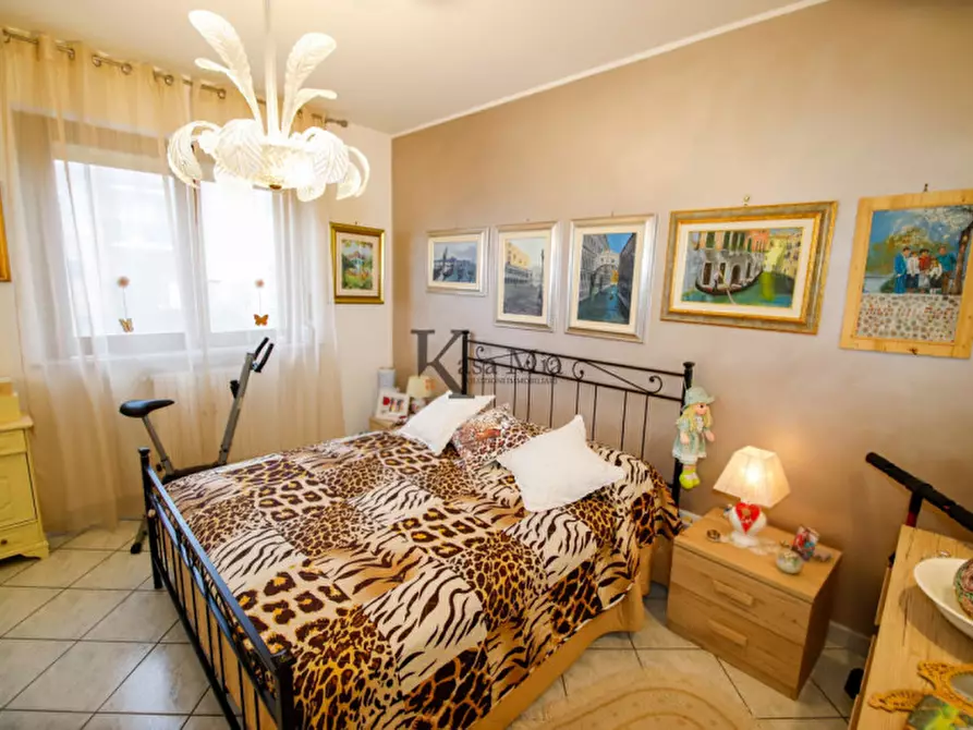 Immagine 18 di Appartamento in vendita  in via Vivaldi n.28 a Volpiano