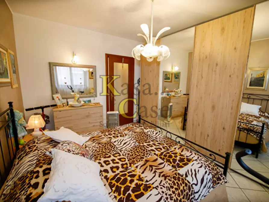 Immagine 18 di Appartamento in vendita  in via Vivaldi n.28 a Volpiano