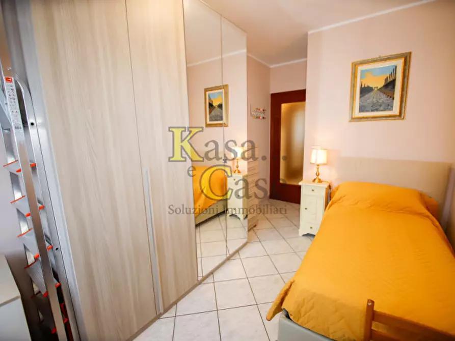 Immagine 20 di Appartamento in vendita  in via Vivaldi n.28 a Volpiano