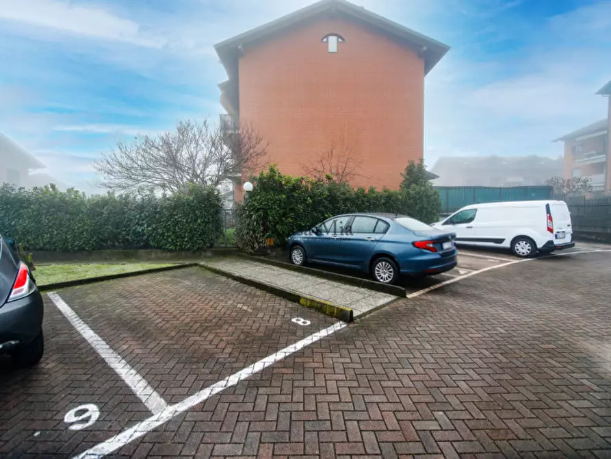 Immagine 30 di Appartamento in vendita  in via Vivaldi n.28 a Volpiano