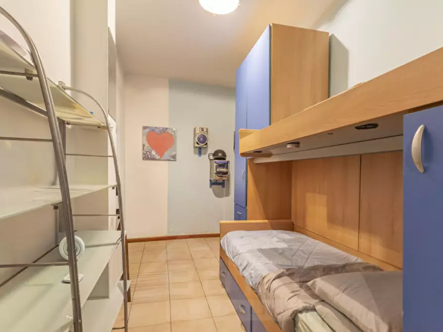 Immagine 10 di Appartamento in vendita  in Via monte pasubio 1 a Arona