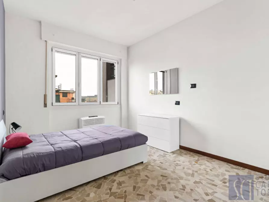 Immagine 2 di Camera in affitto  in Viale Famagosta a Milano