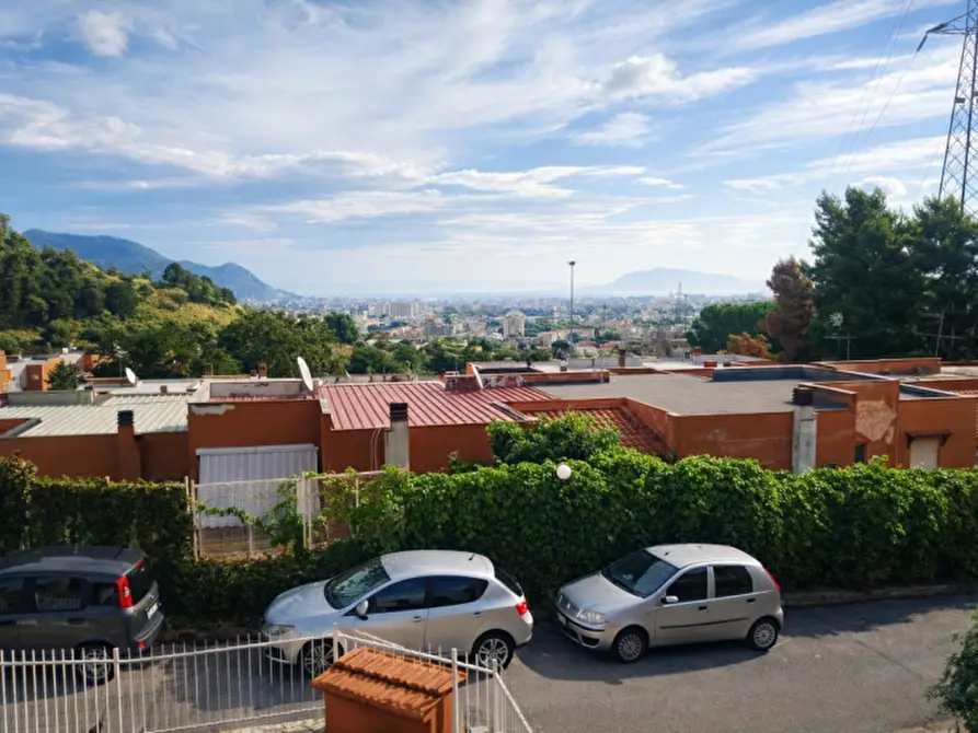 Immagine 1 di Villa in vendita  in Via Castellana a Palermo