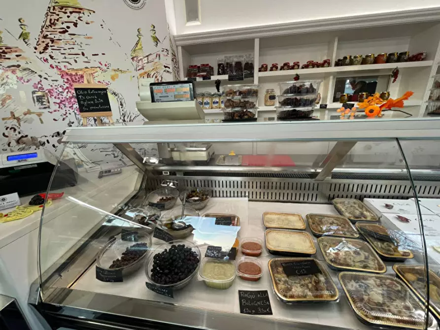 Immagine 2 di Attività commerciale in vendita  in Via della Provvidenza 78 a Rubano