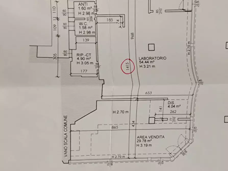 Immagine 17 di Attività commerciale in vendita  in Via della Provvidenza 78 a Rubano