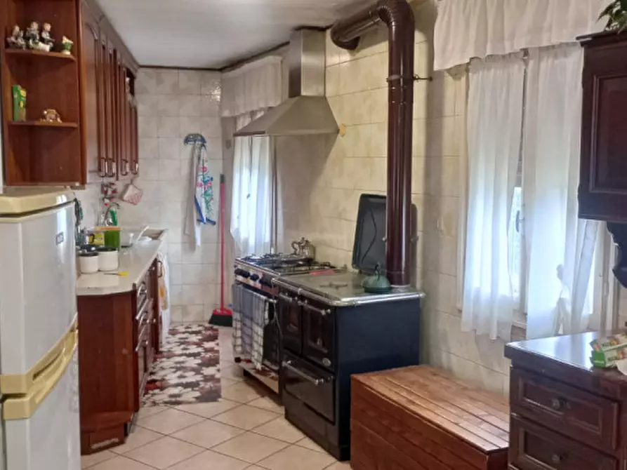 Immagine 6 di Casa bifamiliare in vendita  in via Monte Pasubio 50 a Curtarolo