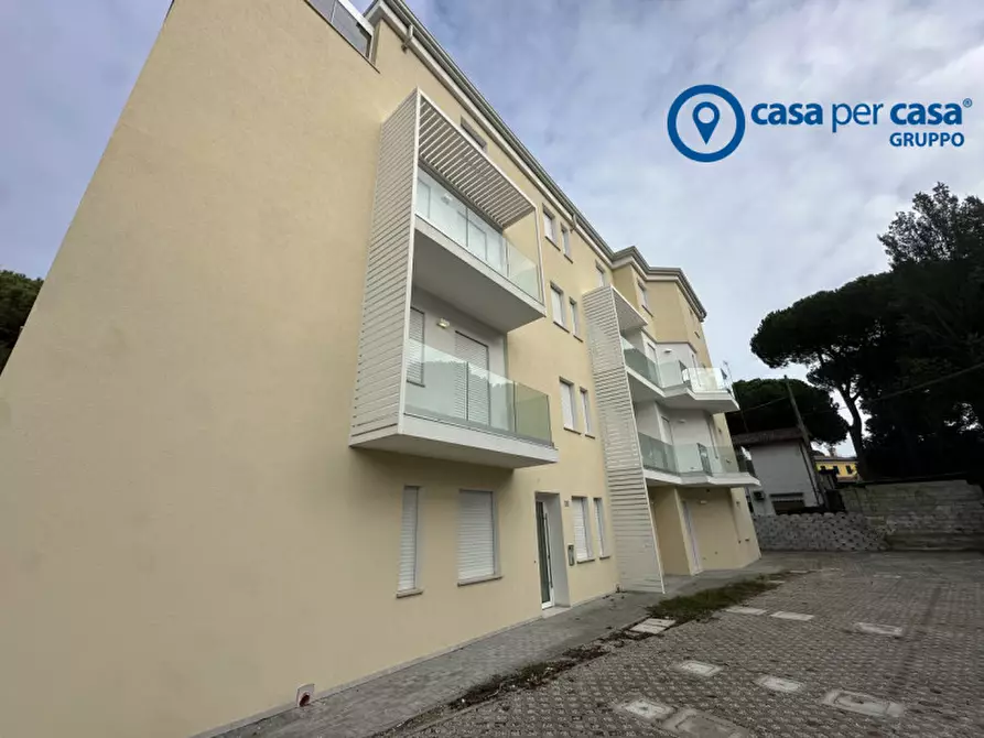 Immagine 13 di Attico in vendita  in Rosolina, Via Delle petunie a Rosolina