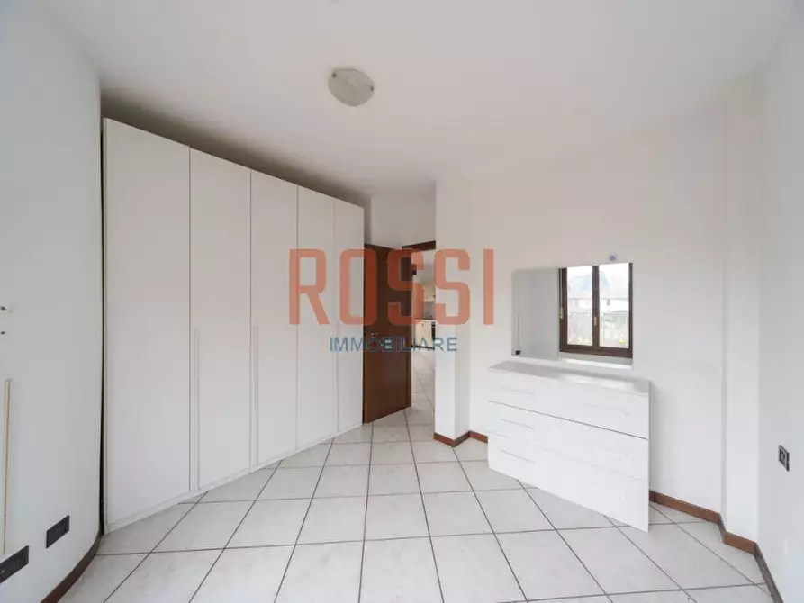 Immagine 8 di Appartamento in vendita  in VIA MONTANARI a Monza