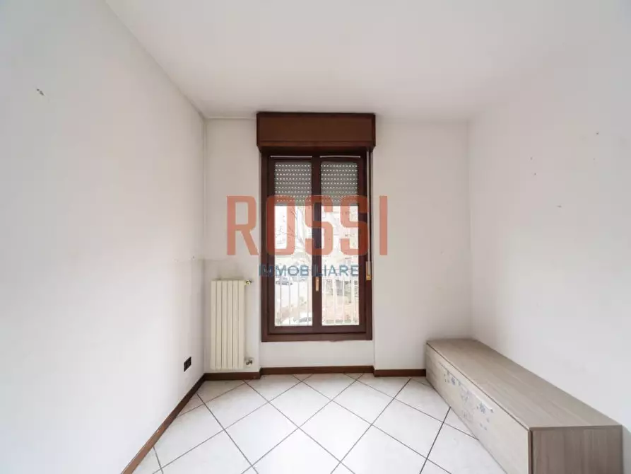 Immagine 11 di Appartamento in vendita  in VIA MONTANARI a Monza