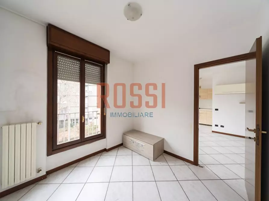 Immagine 13 di Appartamento in vendita  in VIA MONTANARI a Monza