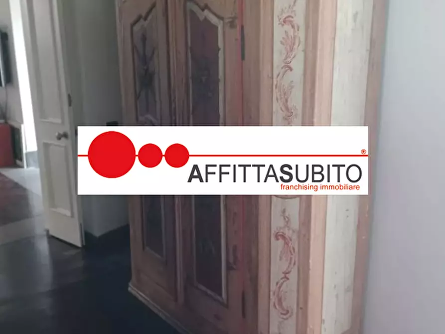 Immagine 3 di Appartamento in affitto  in Via santa luisa di marillac arco mirelli, 13 a Napoli