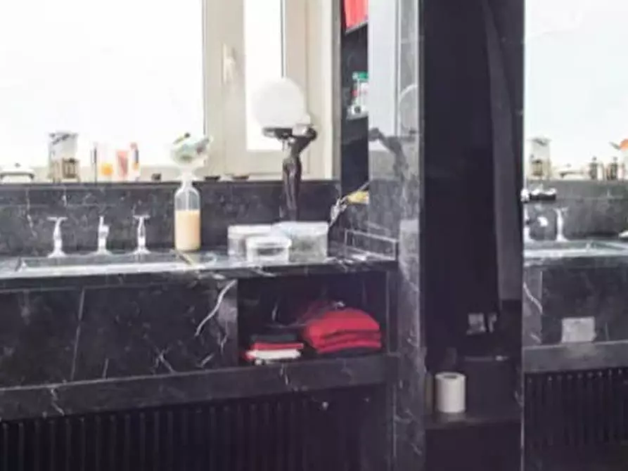 Immagine 3 di Appartamento in affitto  in Via santa luisa di marillac arco mirelli, 13 a Napoli