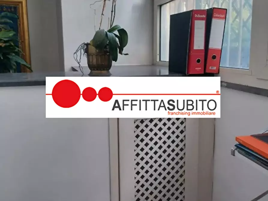 Immagine 5 di Appartamento in affitto  in Via santa luisa di marillac arco mirelli, 13 a Napoli