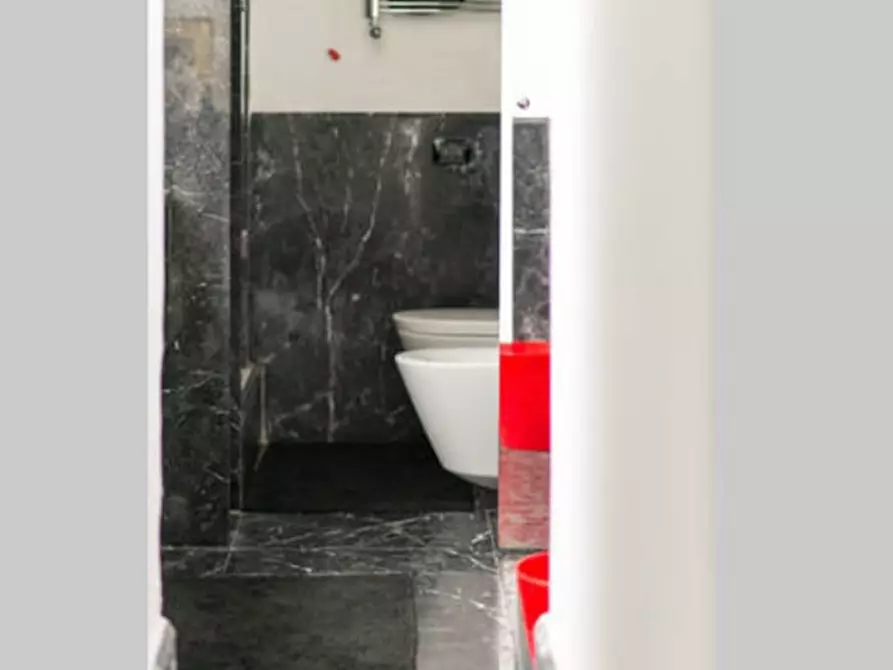 Immagine 6 di Appartamento in affitto  in Via santa luisa di marillac arco mirelli, 13 a Napoli