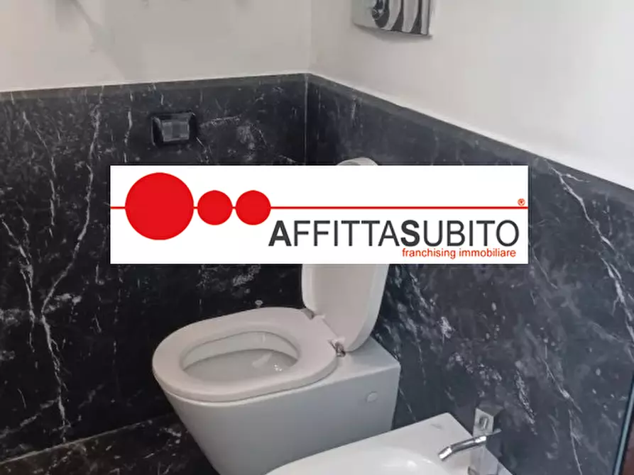 Immagine 7 di Appartamento in affitto  in Via santa luisa di marillac arco mirelli, 13 a Napoli