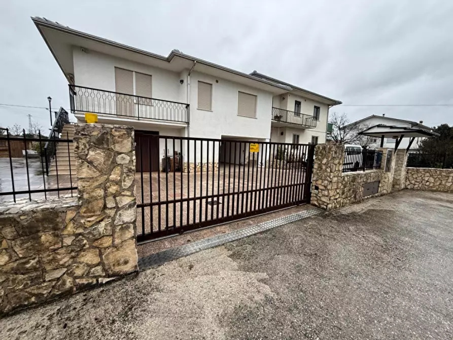 Immagine 1 di Appartamento in vendita  in Quartiere Maronaro a Piovene Rocchette