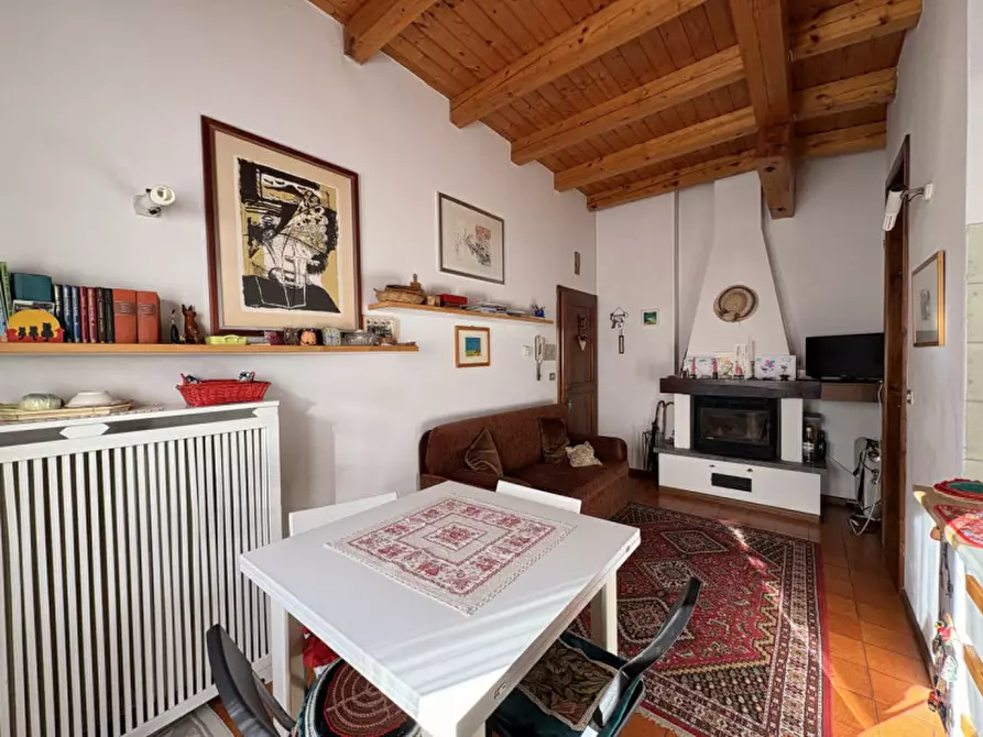 Immagine 2 di Appartamento in vendita  in Via Del Lago, 13 a Lorenzago Di Cadore