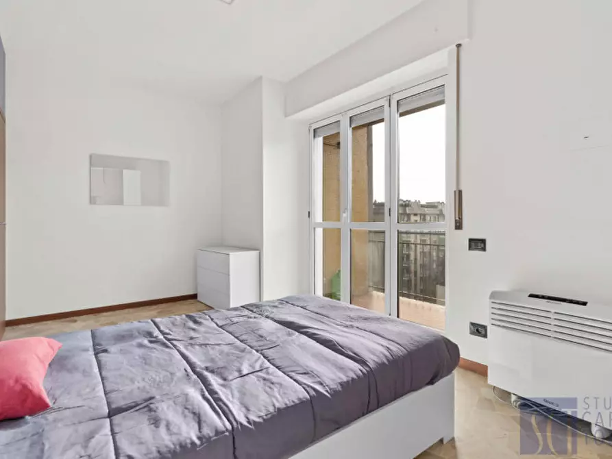 Immagine 4 di Camera in affitto  in Viale Famagosta a Milano