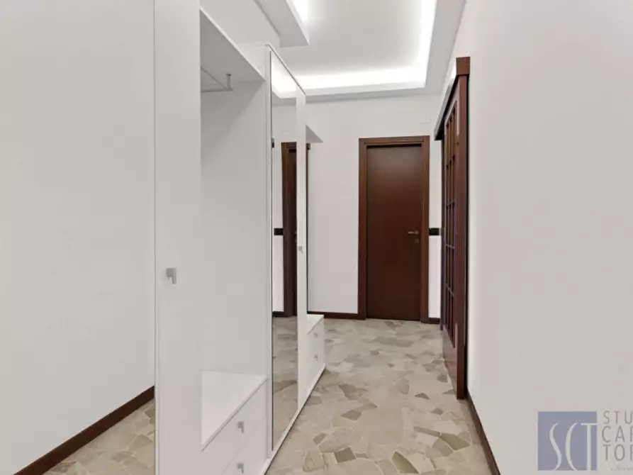 Immagine 5 di Camera in affitto  in Viale Famagosta a Milano