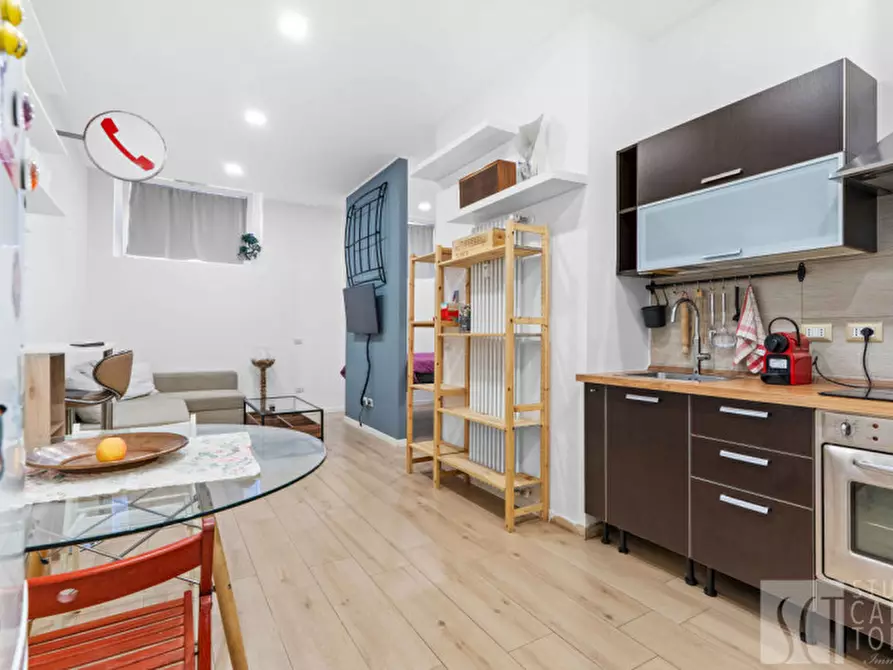 Immagine 4 di Appartamento in vendita  in Via Arcivescovo Romilli, 15 a Milano