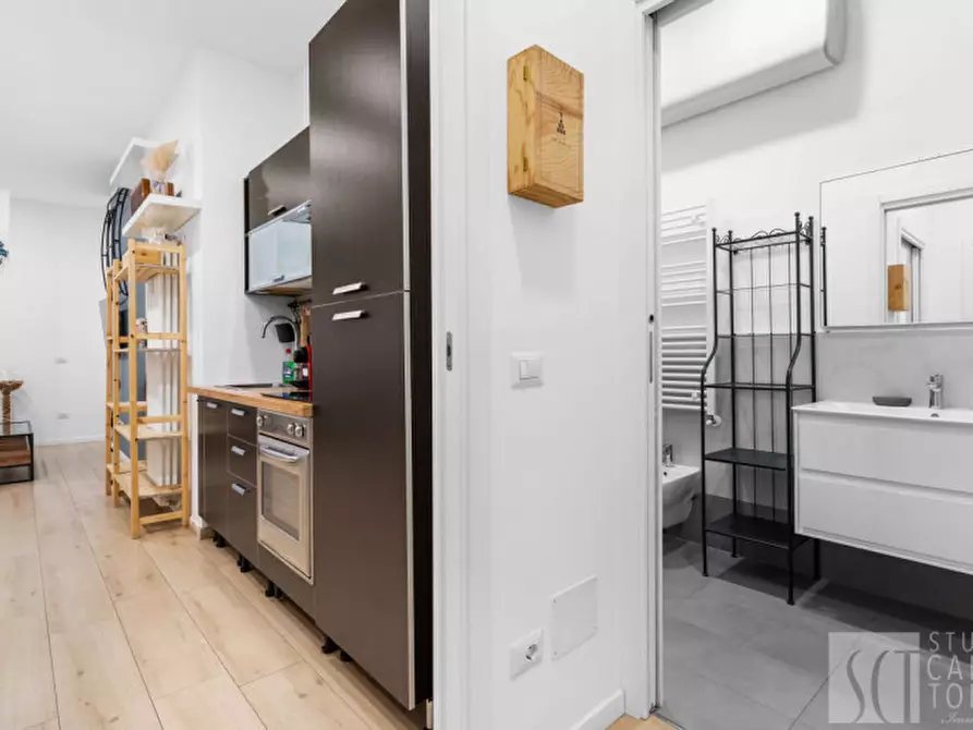 Immagine 13 di Appartamento in vendita  in Via Arcivescovo Romilli, 15 a Milano