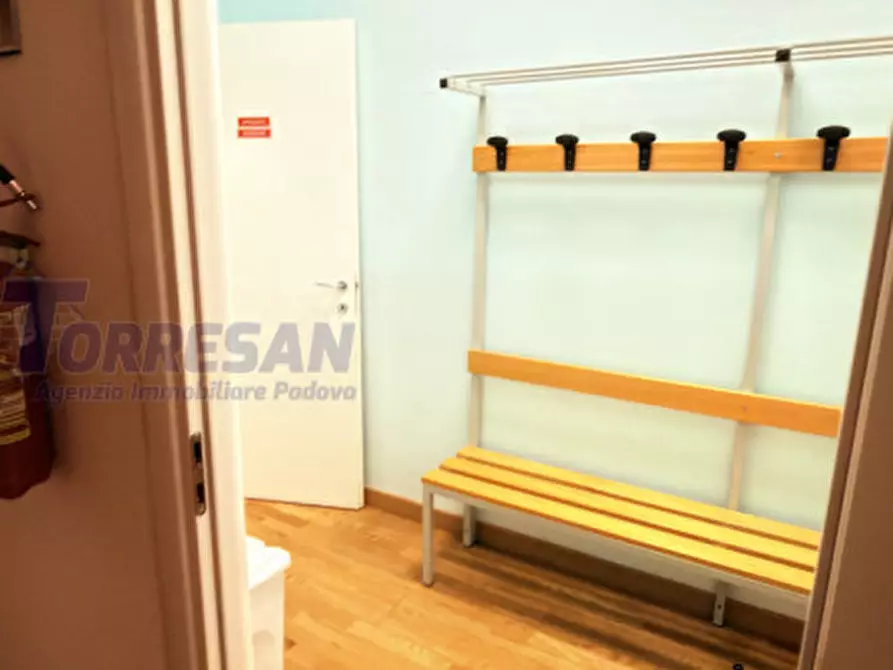 Immagine 14 di Ufficio in affitto  in viale del laoro 14 a Vigonza