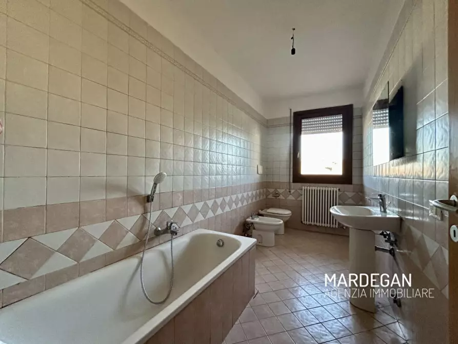 Immagine 8 di Appartamento in vendita  in VIA ANGELO VELO a Fontaniva