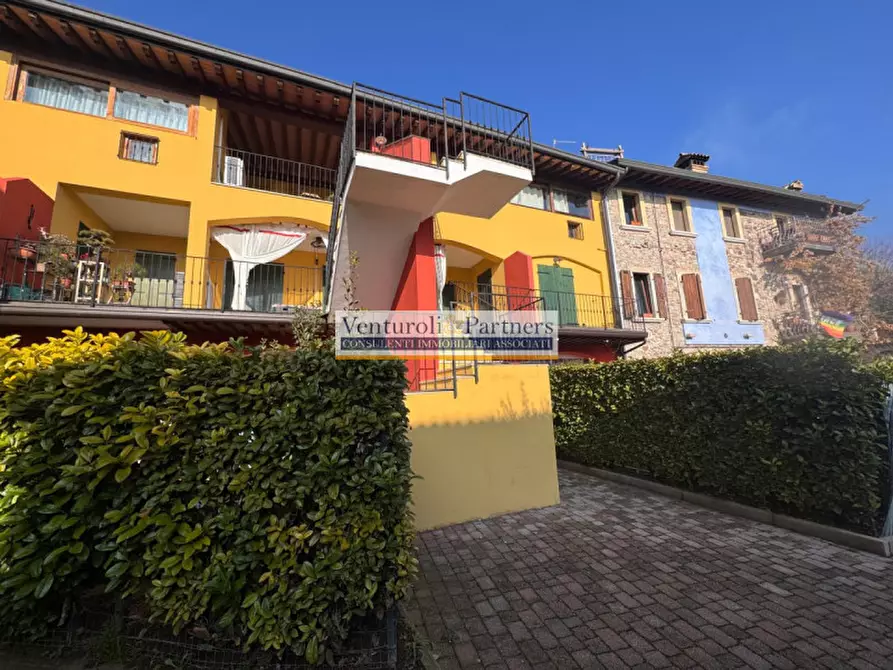 Immagine 9 di Appartamento in vendita  in Via del Fabbro a Desenzano Del Garda