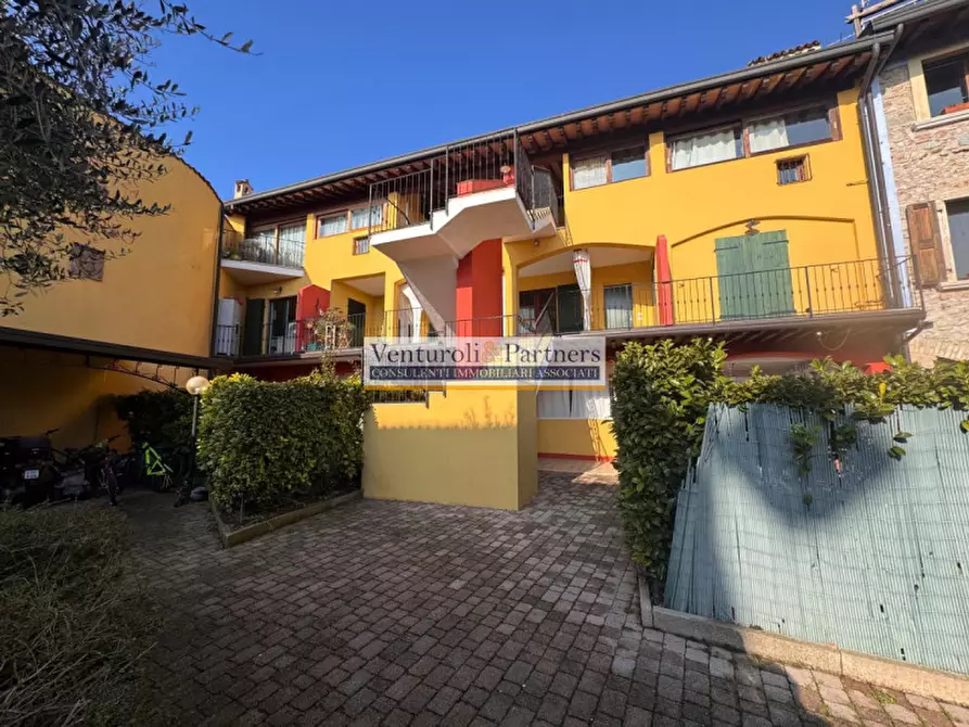 Immagine 10 di Appartamento in vendita  in Via del Fabbro a Desenzano Del Garda