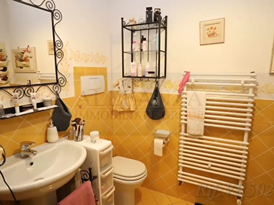 Immagine 22 di Appartamento in vendita  in Via di Soffiano a Firenze