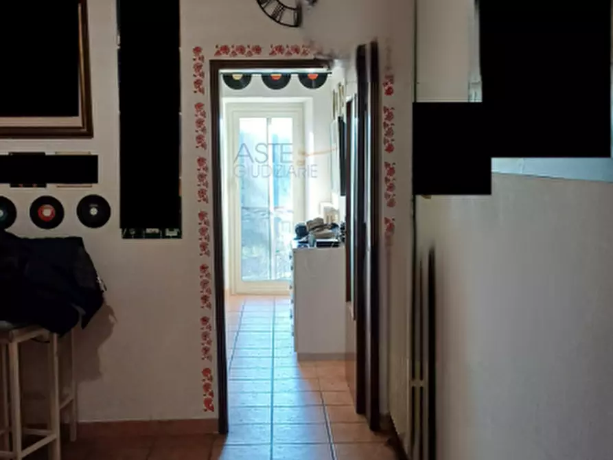 Immagine 4 di Appartamento in vendita  in Via Vittorio Emanuele III n. 168 a Latera