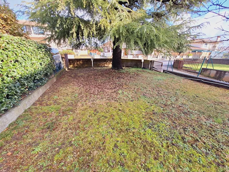 Immagine 16 di Appartamento in vendita  in via Nazario Sauro 3 a San Vendemiano