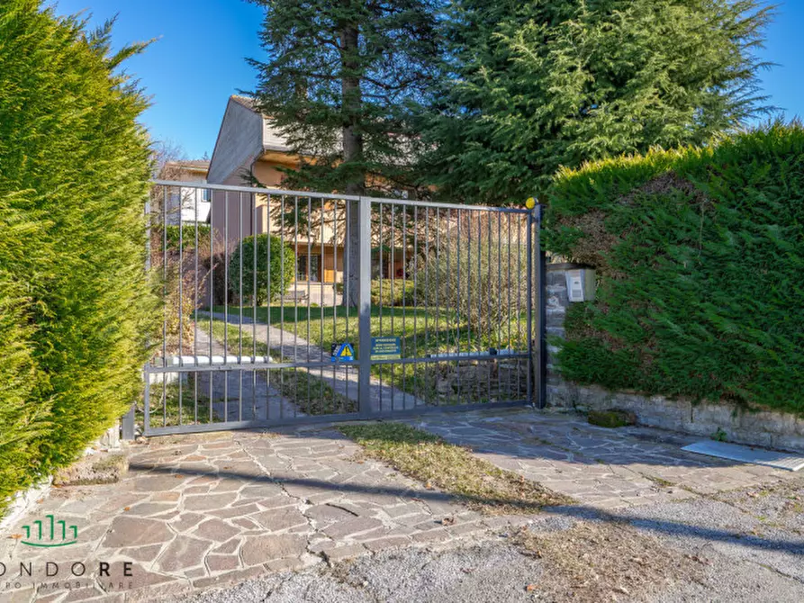 Immagine 3 di Villa in vendita  in Via Alexander Fleming a Monte San Pietro